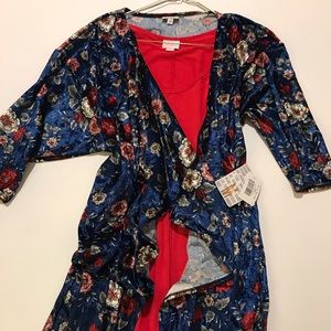 Lularoe velvet Shirley sz medium (2 + get 10% off)